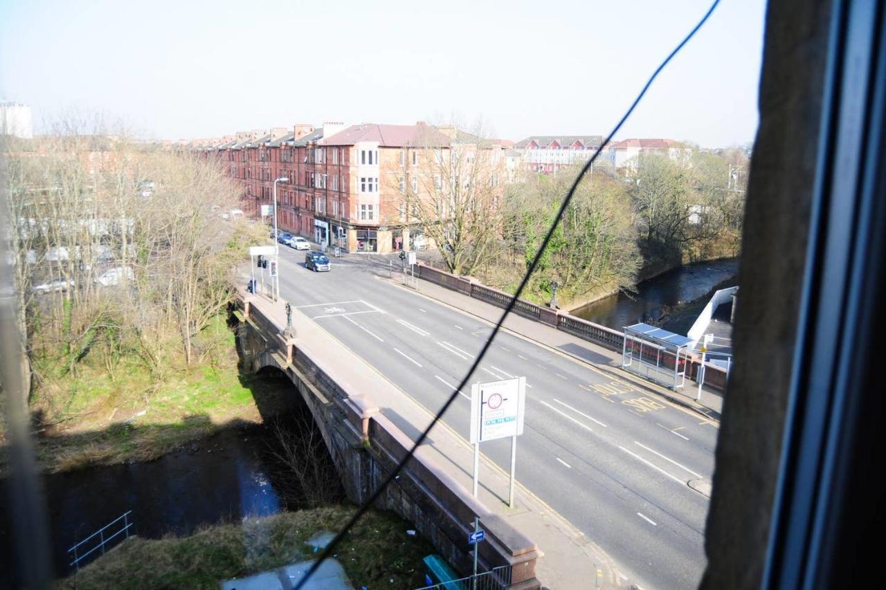 Glasgow Apartment Transport Links & Street Parking Екстер'єр фото